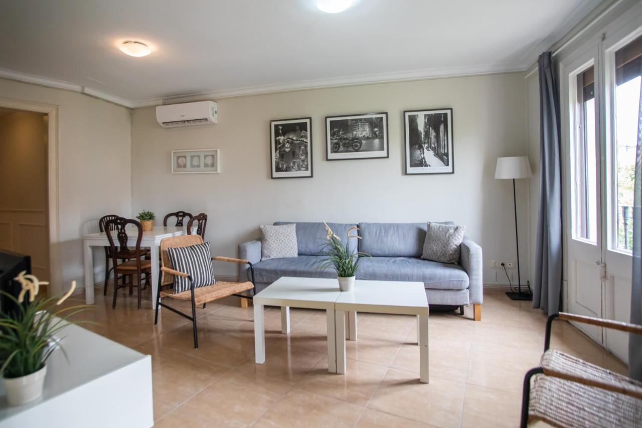 42man1018 Centrally Located Flat In Sant Antoni Barcellona